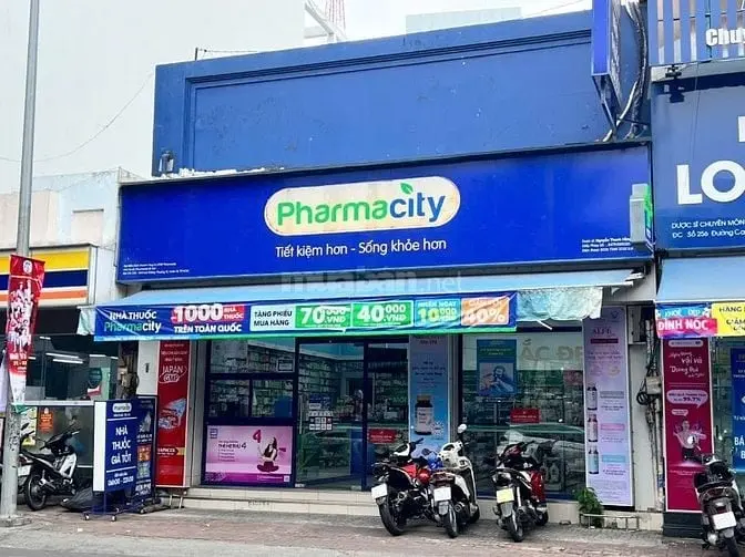 Bán Nhà Mặt Tiền Cao Thắng, P12, Q10, Ngang 8M, Ngay Hà Đô Centrosa