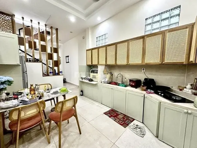 6015093 ảnh đại diện 1
