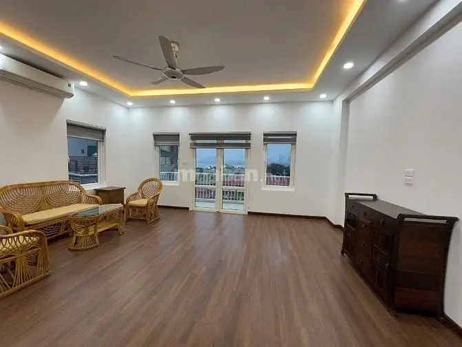 Cần Gấp: Cho Thuê Lâu Dài Nhà Chất Lượng Cao Tại Âu Cơ, Q. Tây Hồ