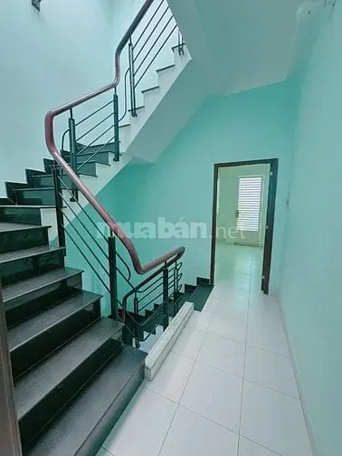 Giá Tốt 10,6 Tỷ – Nhà Nguyễn Trãi Q5, 3,35×12,9M, 4 Tầng, Sổ Riêng