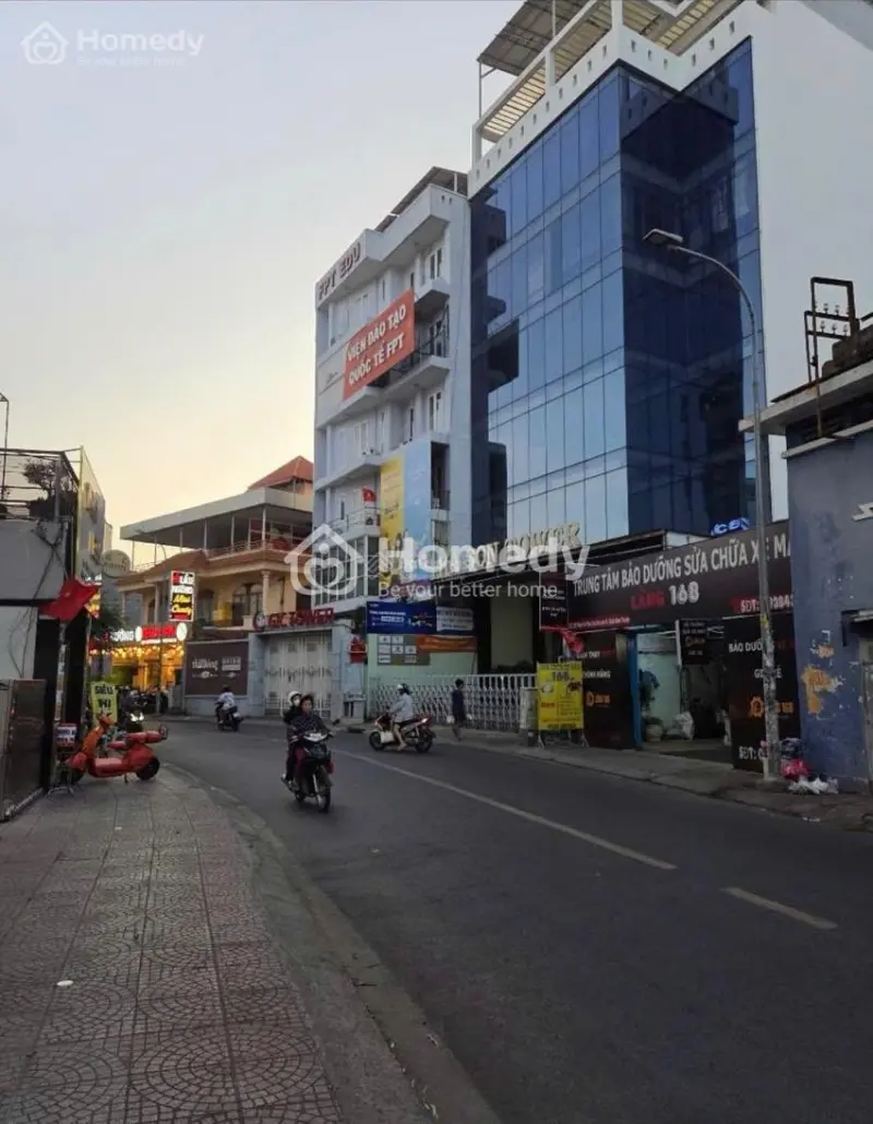 Bán Nhà Mặt Tiền Nguyễn Văn Đậu , Vị Trí Nhiều Toà Nhà Văn Phòng