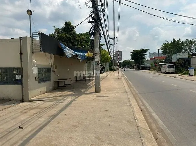 Cho Thuê Kho Xưởng Mặt Tiền Nguyễn Duy Trinh, Quận 9_Dtkv: 3.500 M2.