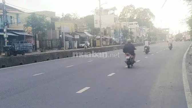 💥💥💥Bán Nhà Mặt Tiền Đặng Thúc Vịnh Khu Vực Kinh Doanh Sầm Uất. Giá