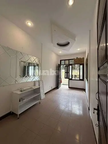 Cho Thuê 30M²X 3 Tầng, Nhà Ngõ 371 Kim Mã, Ngõ Rộng, Oto Tải Vào Được