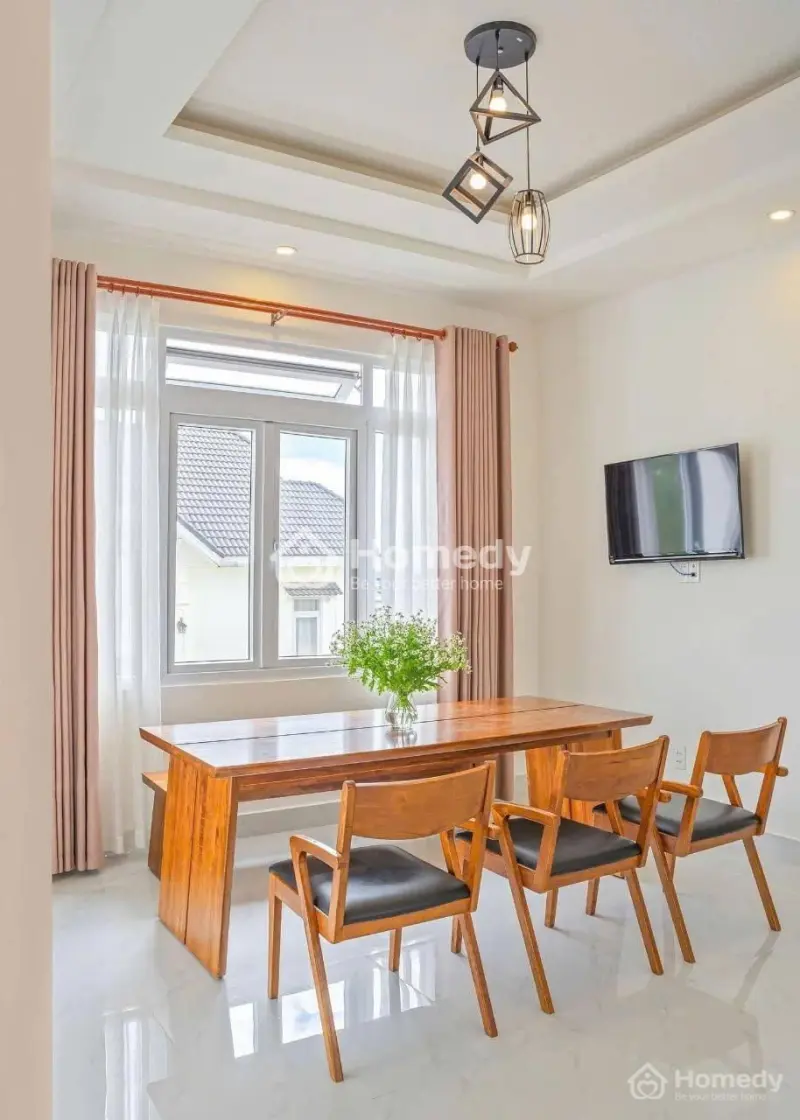 Cho Thuê Villa Sân Vườn 11 Phòng Phường 8 Đà Lạt 45 Triệu/Tháng Gần Thung Lũng Tình Yêu