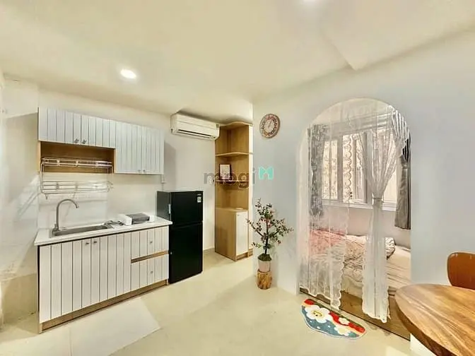 1Pn Full Nội Thất Tách Bếp Cửa Sổ Thoáng Ngay Trung Tâm Phú Nhuận