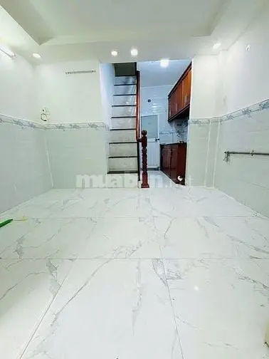 1,98Tỷ Nhà Nhỏ 2 Lầu Đúc 2Pn Sổ Hồng Hẻm 181 Adl