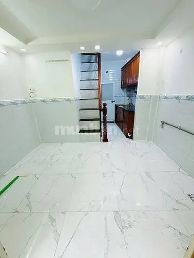 1,98Tỷ Nhà Nhỏ 2 Lầu Đúc 2Pn Sổ Hồng Hẻm 181 Adl