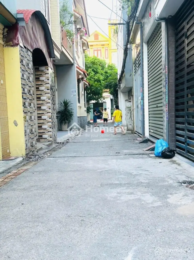 Nhà 40M 4 Tầng , Bìa Có Nhà Trên Đất Ngõ 3M Oto Đỗ Cửa
