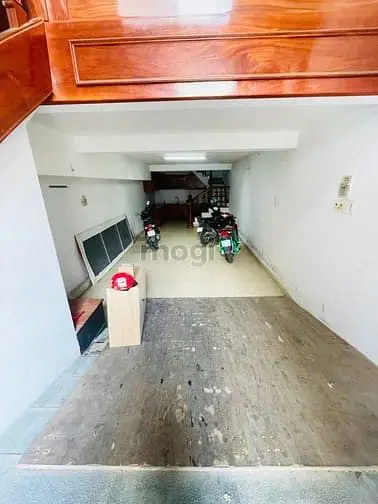 Cho Thuê Nhà Hẻm Nguyên Căn - Cách Mặt Tiền Cộng Hòa 10M
