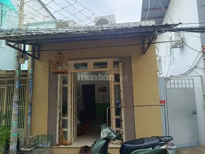 Nhà Cấp 4 Bùi Văn Ba, Dt 4X15M