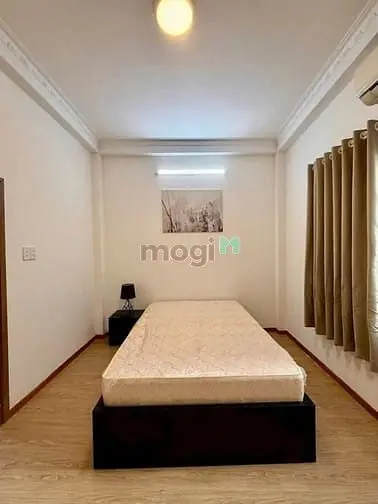 Siêu Phẩm Nhà Đẹp Mặt Tiền Đường Hoa - 12 Hoa Lan Phường 7 Quận Pn