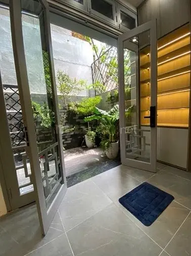 Bán Gấp Nhà Khu Ba Đình - Sân Rộng Riêng - Full Nội Thất - 42M2 Chưa Đ