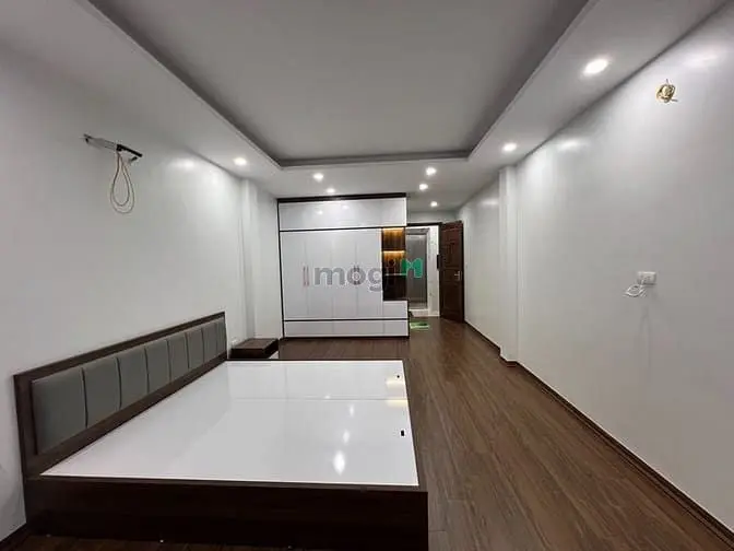 Hoàng Mai- 6 Tầng Thang Máy- Vf3 Ngủ Trong Nhà