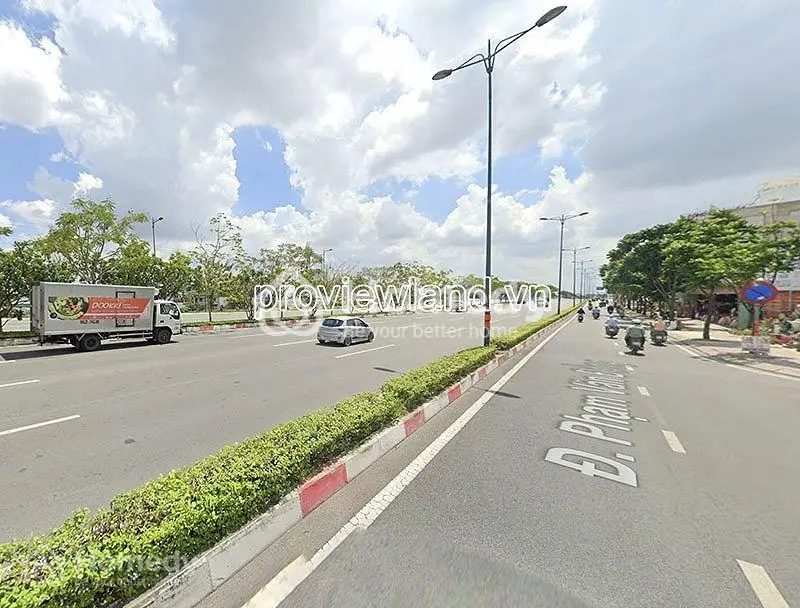 Bán Đất 3 Mặt Tiền Phạm Văn Đồng, 1.300M², Vị Trí Đắc Địa, Giá Chỉ 185 Tỷ