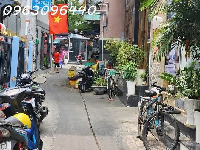 Bán Nhà Ngõ Nguyễn Thị Thập, Q7: 56M2, 3 Tầng, 8Pn, 9Wc - Sổ Đỏ Chính