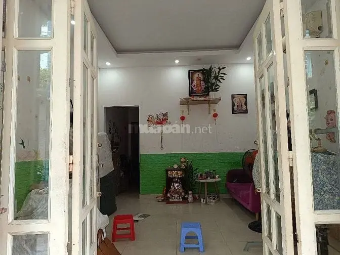 Nhà Cấp 4 Bùi Văn Ba, Dt 4X15M