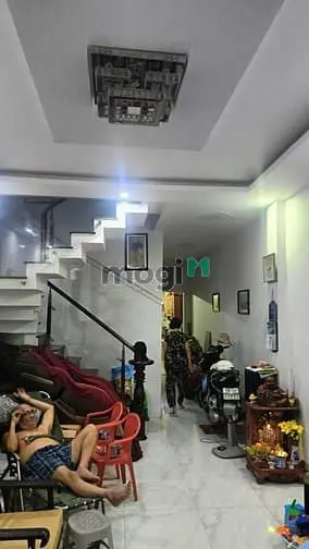 Bán Nhà Hxt Thông Lê Quang Định -Nơ Trang Long, 2 Tầng Dt 92M2, 12.6Ty