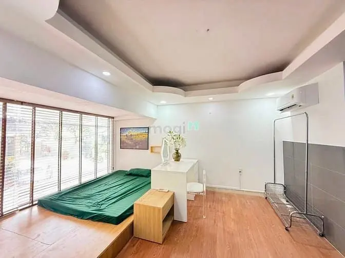 Cho Thuê Chdv Studio Cửa Sổ Lớn,Ngay Vòng Xoay Trung Sơn,Sát Tđt,Lotte