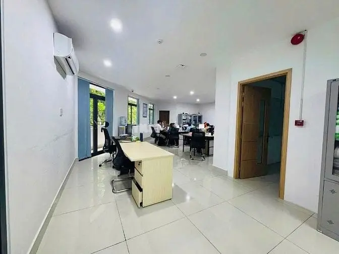 Cho Thuê Căn Góc 2 Mặt Tiền Hẻm Xe Tải Tô Hiến Thành, Phường 13, Q10