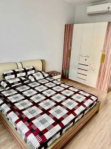 Cho Thuê Căn Hộ Satra Ngay Ngã 4 Phú Nhuận 2Pn2Wc-88M2 Full Nội Thất
