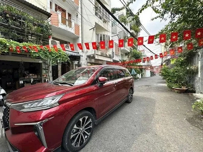 Bán Nhà Hxh Đường Nguyễn Trãi Q1 Dt: 4M X 15M 4 Lầu 1St Giá 18 Tỷ 5