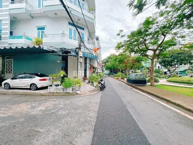 Mặt Tiền Đường Số 6M Có Lề Khu Vip Bình Phú Quận 6 - 44M2 4 Tầng