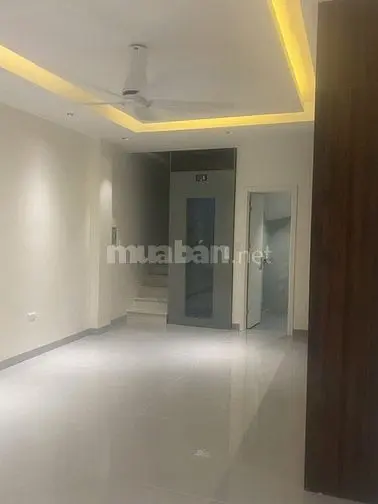 Bán Nhà Ngõ 99 Định Công Hạ, Hoàng Mai, 45M2X Tầng Có Thang Máy