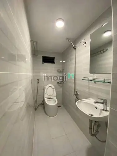 Nhà Mới Keng, (4X20M), Hxh 218/25F Trần Hưng Đạo Q5