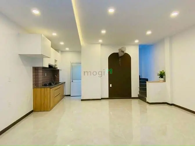 Bán Nhà Hẽm Vô Ở Liền Đường Điện Biên Phủ Bình Thạnh, 2 Tầng Giá 4,5Tỷ
