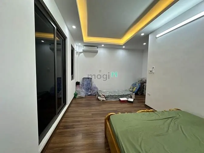 Trương Định- Hộ Khẩu 2 Bà- Gần Phố- 5 Tầng Thang Máy
