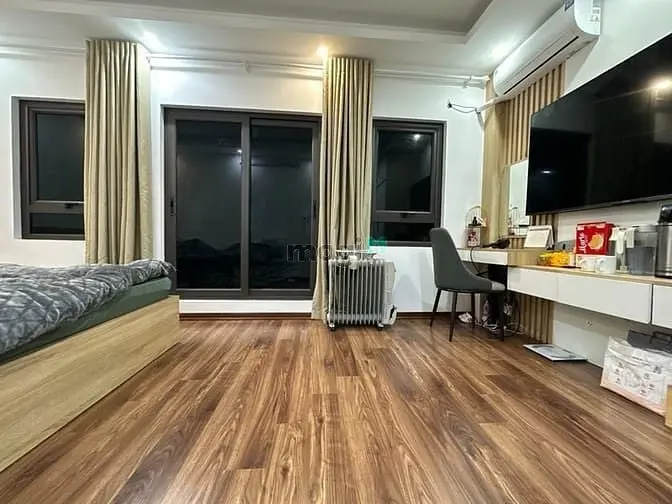 Trương Định- Hộ Khẩu 2 Bà- Gần Phố- 5 Tầng Thang Máy