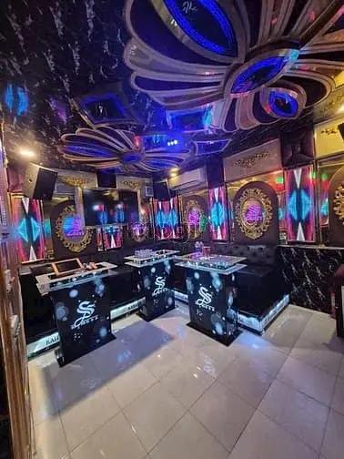 Bán Quán Khởi Nghiệp Cafe + 6Phòng Kaoke Mặt Tiền Đường 768 1000M2