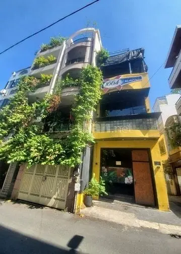 Ban Nhà Vị Trí Đep. Quân 1 .