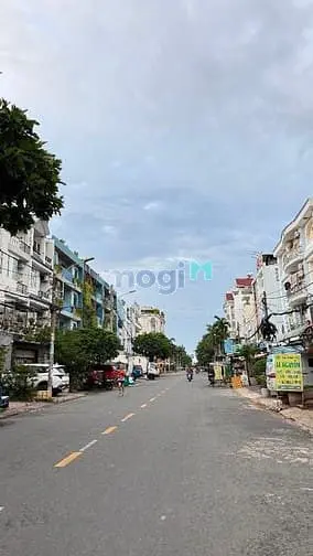 Bán Đất Thổ Cư Mặt Tiền Đường Số 48 Tên Lửa Mở Rộng,100M2 ( 5 X 20 )