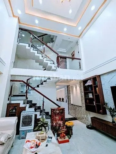Bán Gấp Nhà Ngõ Phạm Hữu Lầu, Q7: 80M2, 3 Tầng, 3Pn, Sổ Đỏ, Giá Hấp