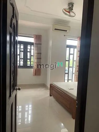 Vỡ Nợ Bán Gấp Nhà Nuyễn Gia Trí 65 M2 Giá 1 Tỷ 650 Sổ Riêng Ở Liền