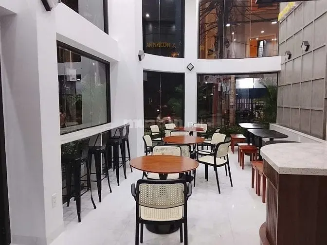 Cho Thuê Mặt Bằng Lô Gốc An Nhơn 3