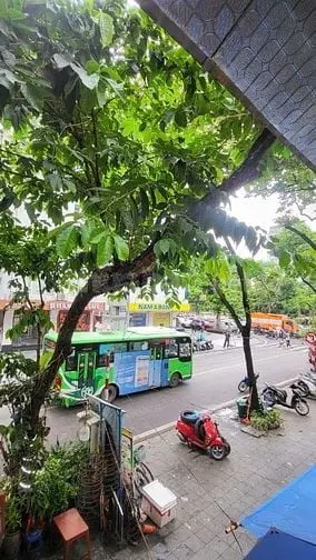 Cho Thuê Tầng 2, Mặt Tiền Phố Phùng Hưng, Dt 35 M2, Tiện Kinh Doanh,Ở