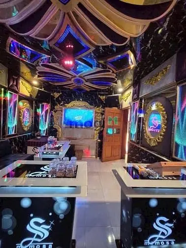 Bán Quán Khởi Nghiệp Cafe + 6Phòng Kaoke Mặt Tiền Đường 768 1000M2