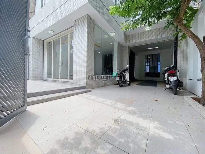 Biệt Thự 3 Tầng View Sông – Đ. Rạch Bà Lớn – Sát Trường Quốc Tế Nam Mỹ