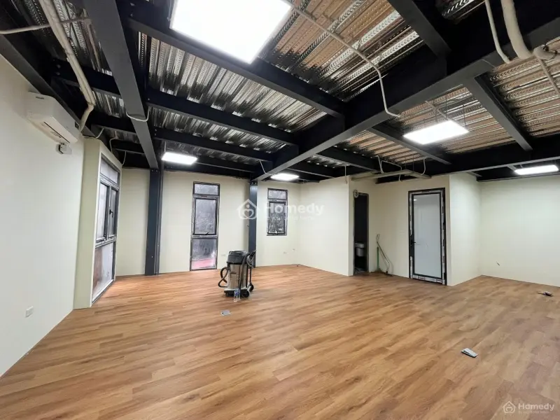 Cho Thuê Sàn Văn Phòng Làng Việt Kiều Châu Âu, 70 M2/Tầng, Sàn Thông, Lô Góc