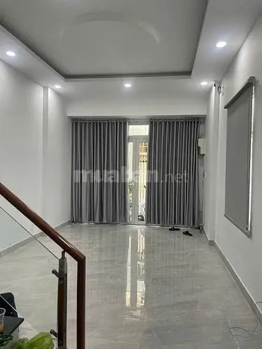 Cần Bán Gấp Nhà Hẻm Đường Hoàng Hoa Thám, Phường 5, Bình Thạnh