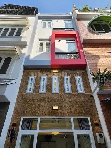 Bán Nhà Riêng 33,1M2, Giá Tốt 2,05Tỷ View Đẹp Tại Chu Văn An, P12, Bt