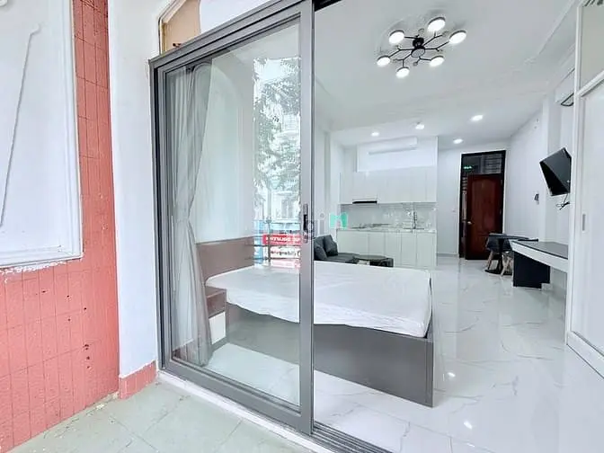 Cho Thuê Studio Mới,Tách Bếp,Ngay Cầu Khánh Hội,Trung Tâm Quận 4