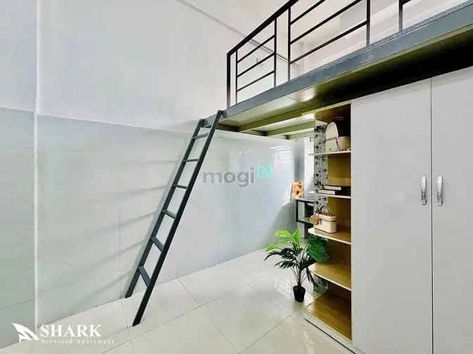Phòng Có Gác Đứng Được Có Cửa Sổ Lớn Gần Đặng Thùy Trâm, Đh Văn Lang