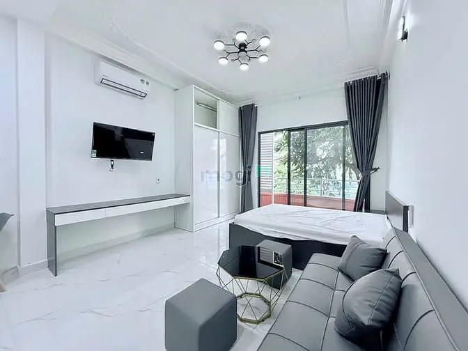 Cho Thuê Studio Mới,Tách Bếp,Ngay Cầu Khánh Hội,Trung Tâm Quận 4