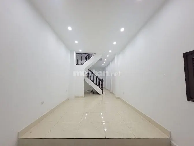 Cho Thuê Nhà Nguyên Căn Ngách 28/40 Điện Biên Phủ