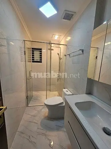 Bán Nhà Mặt Phố Đông Quan - Nhà Đẹp - Kinh Doanh Tốt - Thang Máy