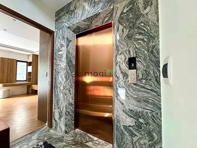 Bán Nhà Cổ Linh 6 Tầng Thang Máy Gara Oto, Lô Góc Khuôn Tiền 11 Tỷ
